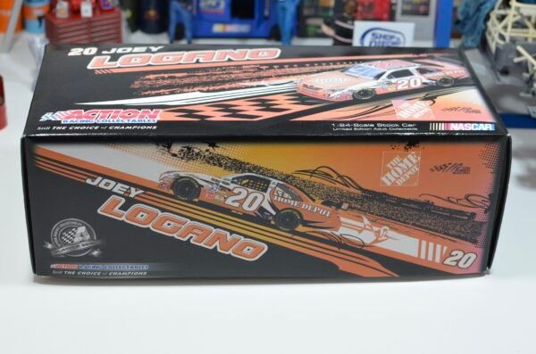 2009 Joey Logano #20 The Home Depot 1/24 – Image 3