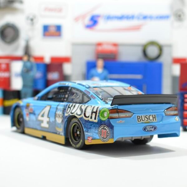 2017 Kevin Harvick #4 Busch Beer 1/24 – Image 6