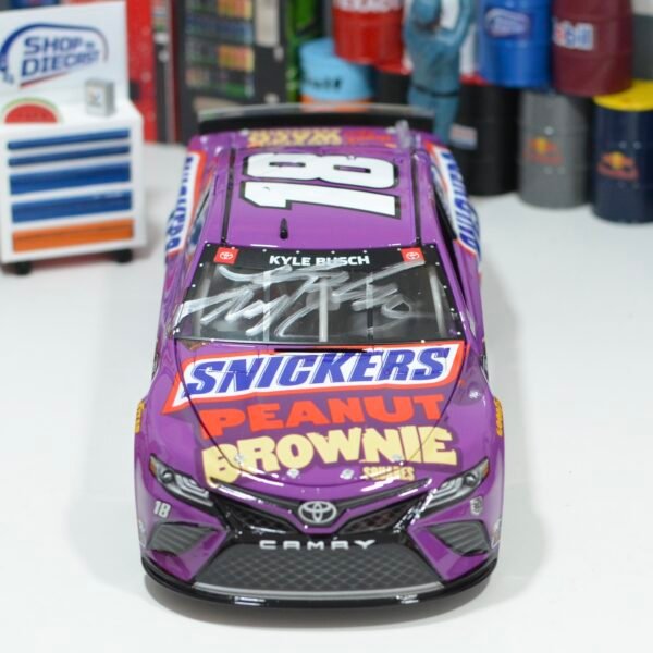 2021 Kyle Busch #18 SNICKERS Peanut Brownie 1/24 ARC