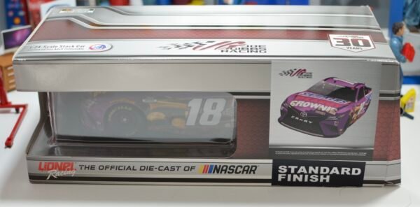 2021 Kyle Busch #18 SNICKERS Peanut Brownie 1/24 ARC – Image 9