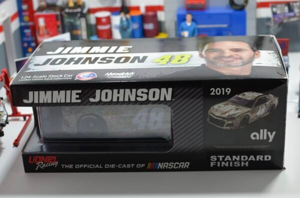 2019 Jimmie Johnson #48 Ally Patriotic 1/24 – Image 7