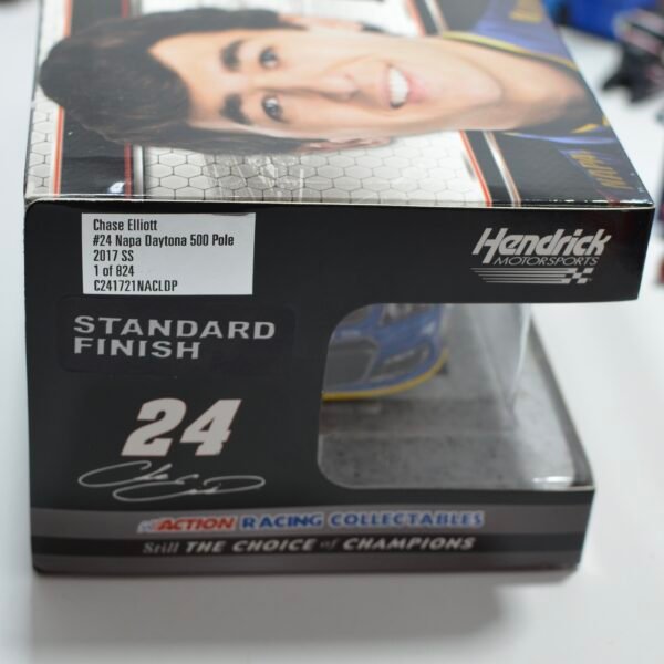 2017 Chase Elliott #24 Napa Daytona 500 Pole 1/24 – Image 9