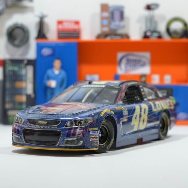 2016 Jimmie Johnson #48 Lowe's Superman 1/24