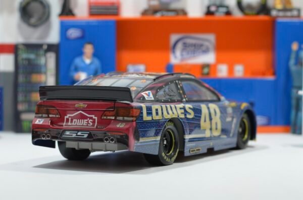 2016 Jimmie Johnson #48 Lowe's Superman 1/24 – Image 4