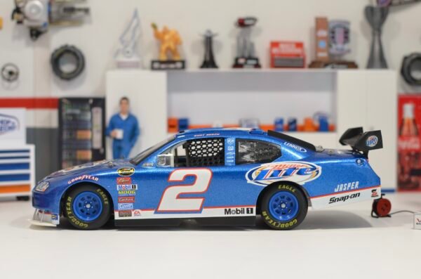 2007 Kurt Busch #2 Miller Lite 1/24 – Image 6