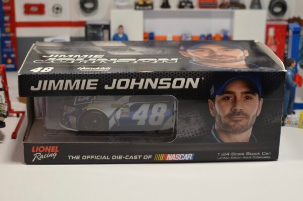 2016 Jimmie Johnson #48 Lowe's 1/24 Liquid Color – Image 3