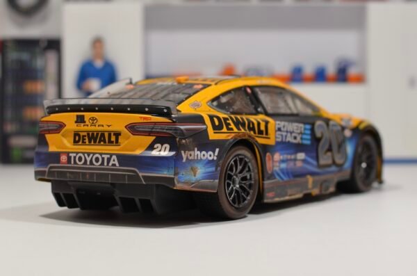 2023 Christopher Bell #20 DeWalt/Powerstack Bristol Win 1/24 – Image 4