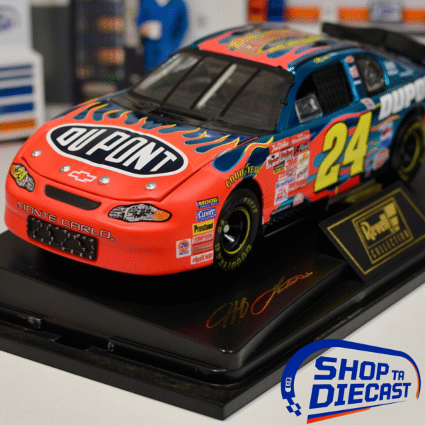 2001 Jeff Gordon #24 DuPont Champion 1/24 Color Chrome