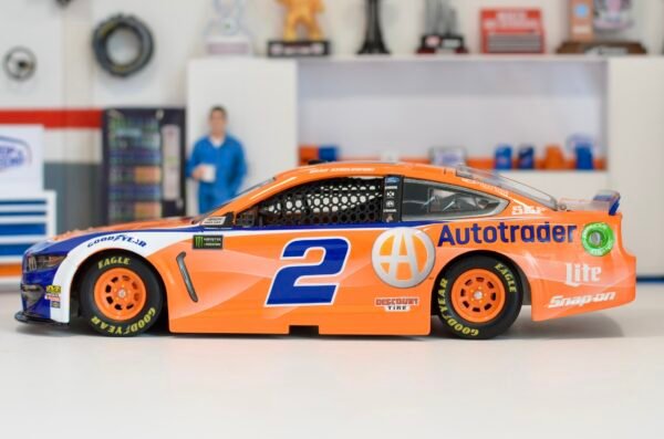 2019 Brad Keselowski #2 AutoTrader 1/24 Elite – Image 6
