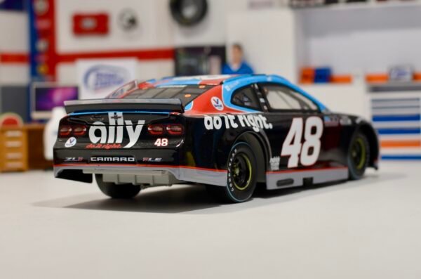 2020 JIMMIE JOHNSON #48 Ally Darlington 1/24 Elite – Image 4