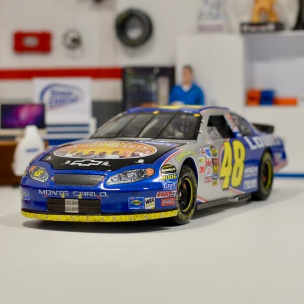 2004 Jimmie Johnson #48 Lowe's / Atlanta Raced Win Version 1/24 ARC – Image 7
