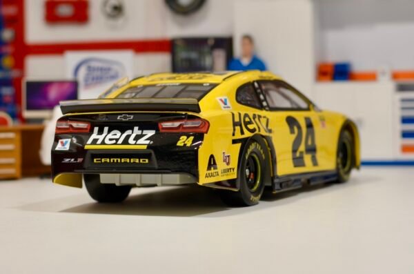 2019 William Byron #24 Hertz 1/24 ARC – Image 4