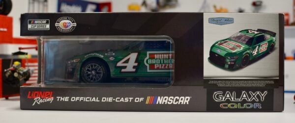 2023 Kevin Harvick #4 Hunt Brothers Pizza (Green) 1/24 ARC Galaxy Color – Image 3