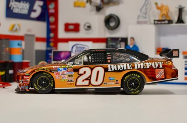 2007 Tony Stewart #20 The Home Depot 1/24 ARC Color Chrome – Image 5