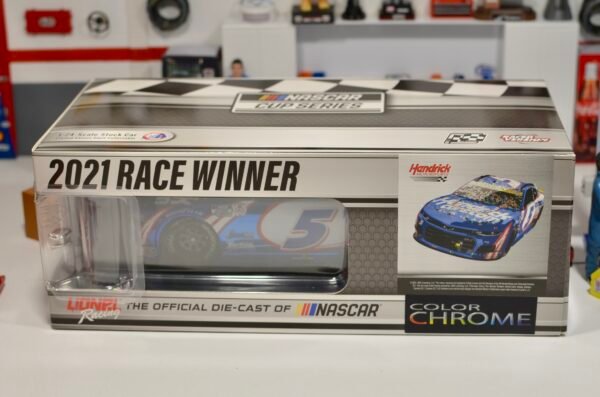 2021 KYLE LARSON #5 Hendrickcars.com Phoenix Win 1/24 Color Chrome Autographed – Image 5