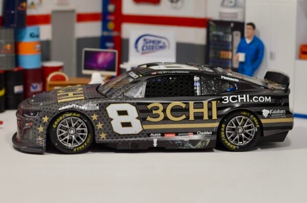 2022 Tyler Reddick #8 3CHI.com Salutes Road America Win 1/24 Elite Dual Autographed – Image 11