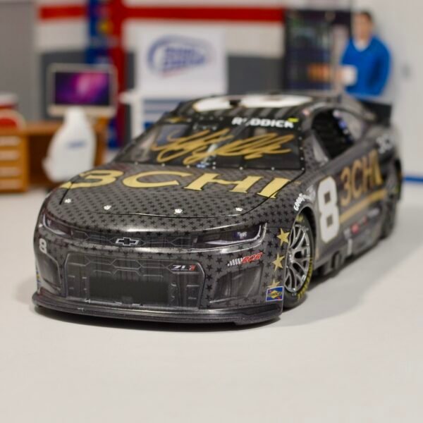 2022 Tyler Reddick #8 3CHI.com Salutes Road America Win 1/24 Elite Dual Autographed – Image 10