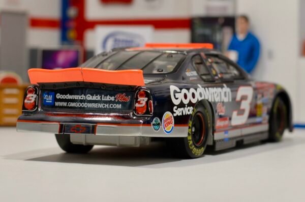 2000 Dale Earnhardt Sr #3 GM Goodwrench Service Plus / Talladega Win (76ème victoire) 1/24 Color Chrome – Image 3