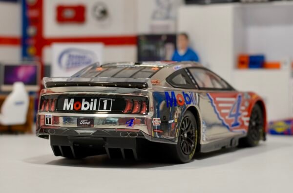 2023 Kevin Harvick #4 Mobil 1 Wings 1/24 ARC Color Chrome – Image 4