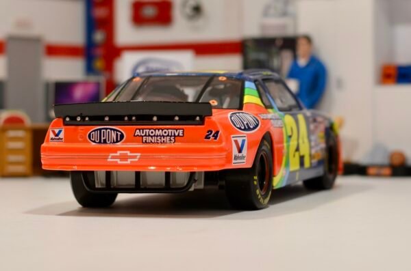 1994 JEFF GORDON #24 Dupont 1994 Charlotte Win 1/24 ARC – Image 5