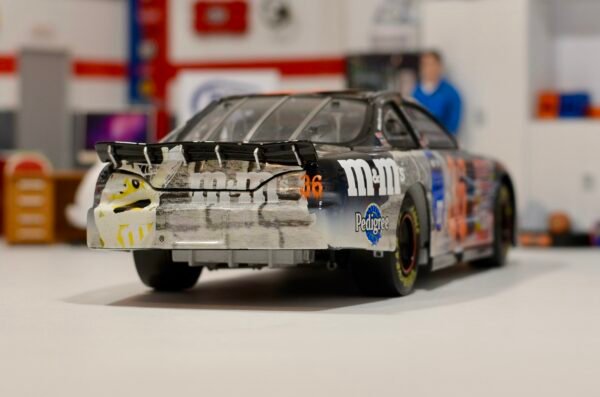 2001 Ken Schrader #36 M & M's/Halloween 1/24 Elite – Image 3