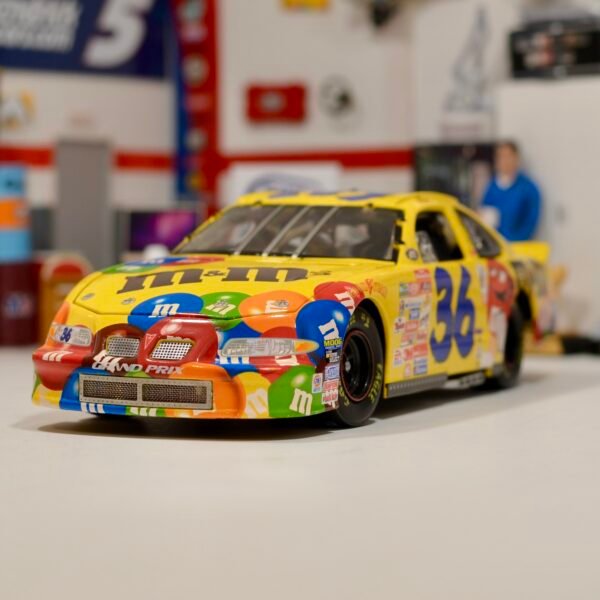 2000 Ken Schrader #36 M & M's 1/24 Elite – Image 4