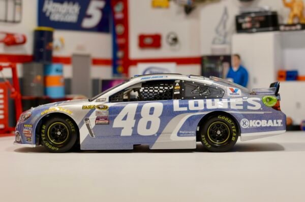 2016 Jimmie Johnson #48 Lowe's 1/24 ARC Flashcoat Color – Image 7