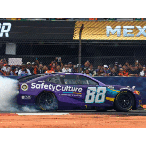 ** Précommande ** 2025 Shane Van Gisbergen #88 SafetyCulture Mexico City 15/06/25 Race Win