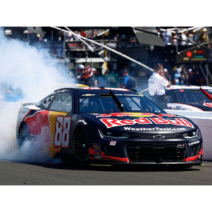 ** Précommande ** 2025 Shane Van Gisbergen #88 Red Bull / Sonoma 13/07/25 Race Win