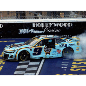 ** Précommande ** 2025 Chase Elliott 2025 Kelley Blue Book Kansas 28/09/25 Race Win