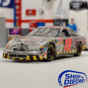 2001 Bobby Labonte #18 Interstate Batteries / Jurassic Park III 1/24 ARC Clear