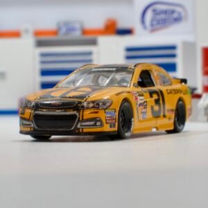 2015 Ryan Newman #31 Caterpillar Darlington Throwback 1/64 ARC Standard