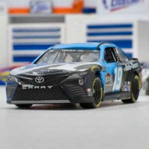 2021 Martin Truex Jr. #19 Auto-Owners Insurance 1/64 ARC Standard