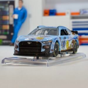 2023 Kevin Harvick #4 Busch Light Dirt 1/64 Diecast Chassis