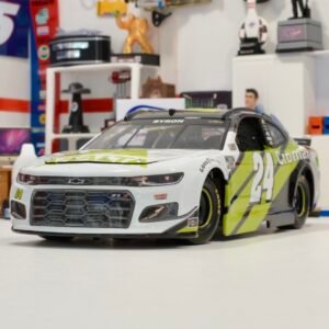 2021 WILLIAM BYRON #24 Axalta Color Of The Year 1/24 Elite Standard