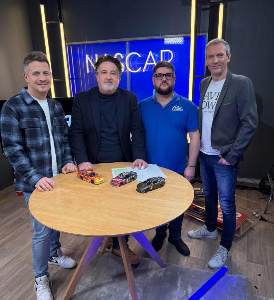 Photo Philippe Chéreau, Pat Angeli et Anthony Sireude et Adrien Paviot - Shop Ta Diecast